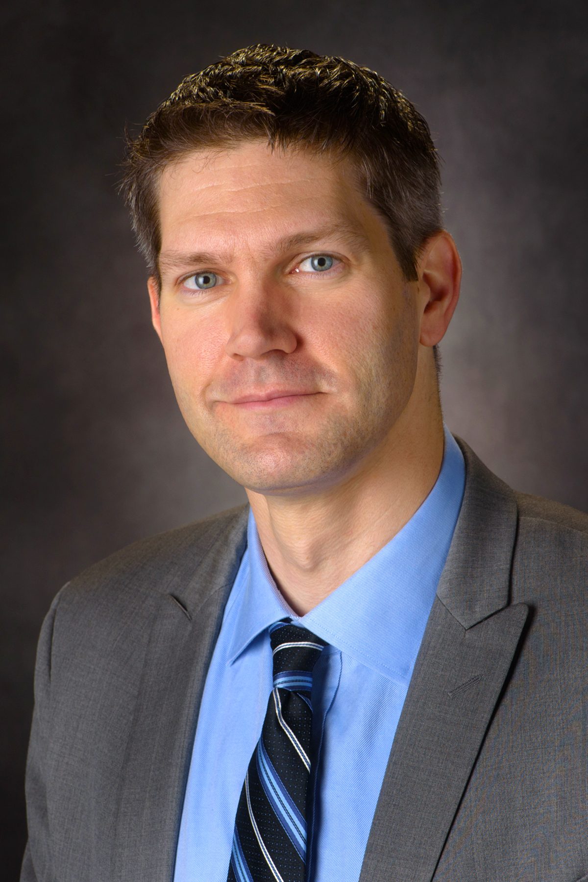 Daniel E. Frigo图片