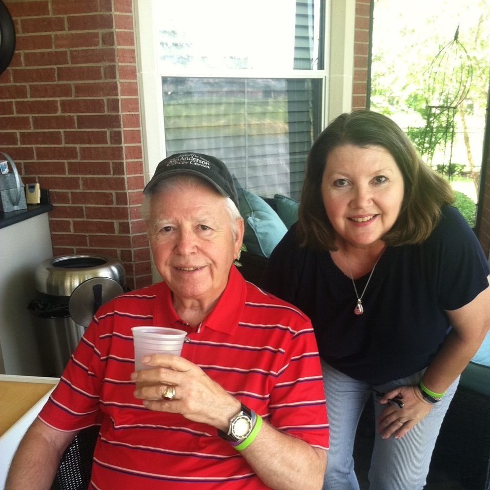 癌症方面的博客:看护者Lisa Nicks和她的父亲Roger Kesseler，一个在MD Anderson接受治疗的b细胞淋巴瘤幸存者