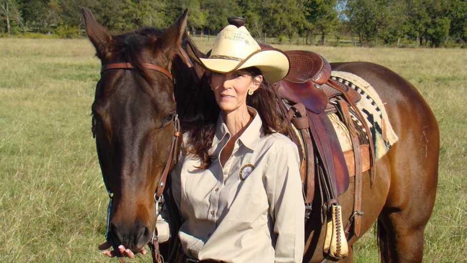Cancerwise博客文章：劳拉Compston，鼻咽癌和唾液腺癌症幸存者，她的马，医生合照。