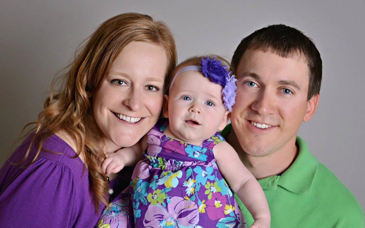 黑素瘤幸存者Ashley Seykora和她的家人