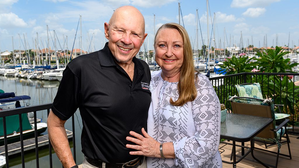非霍奇金淋巴瘤幸存者丹尼斯·莫里森和他的妻子贝弗利