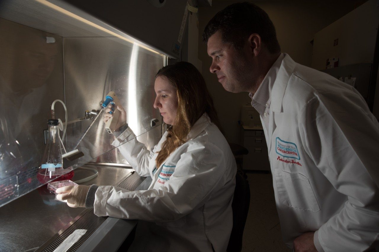 Image of Summer Experience student in lab