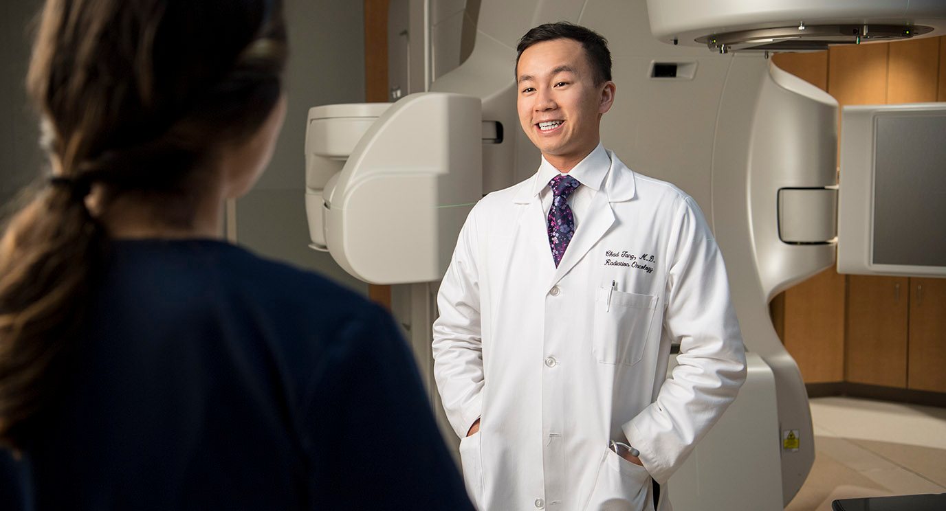 医学博士查德·唐(Chad Tang)领导的一项研究发现，在多学科诊所接受治疗的前列腺癌患者更有可能接受循证指南支持的治疗选择和护理。
