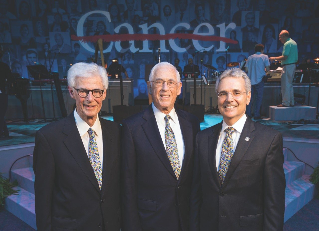 MD Anderson于11月10日的75周年纪念日举行了1400万美元，为UT System Chancellor Bill Mcraven提供了2,000位客人参加星级晚餐和讲话。詹姆斯A. Baker，III;Craig Sager;齿轮家族;和副总统乔比登，白宫癌症Moonshot的领导者。